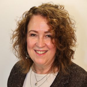 Carolyn Grim bio picture.